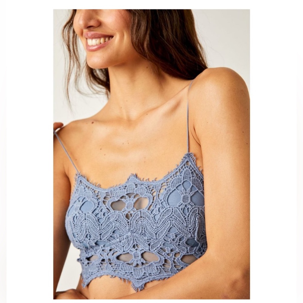 Free People FP One Athena Bralette- Twinkling Perry 🩵💙